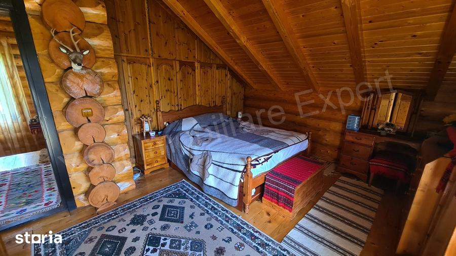 Casă cu 5 camere cu Teren 723 Mp în Bradu