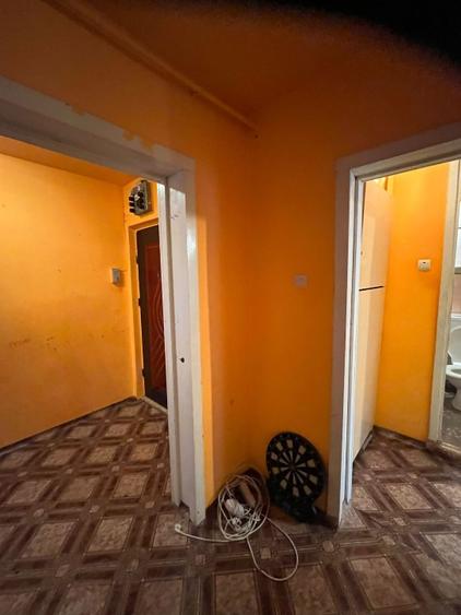 Apartament 4 camere, decomandat, etaj 1, 77 mp - 2