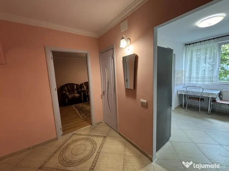 Apartament cu 4 camere decomandat în Dristor