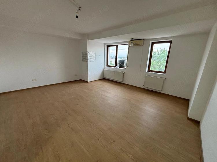 Spațiu comercial, de 520 mp, în Central