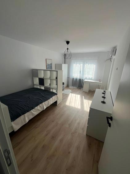 Garsonieră decomandată în Tineretului