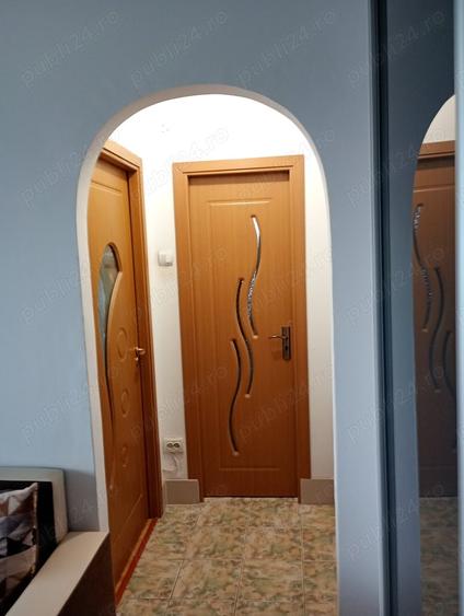 Apartament cu 2 camere semidecomandat în Cantemir