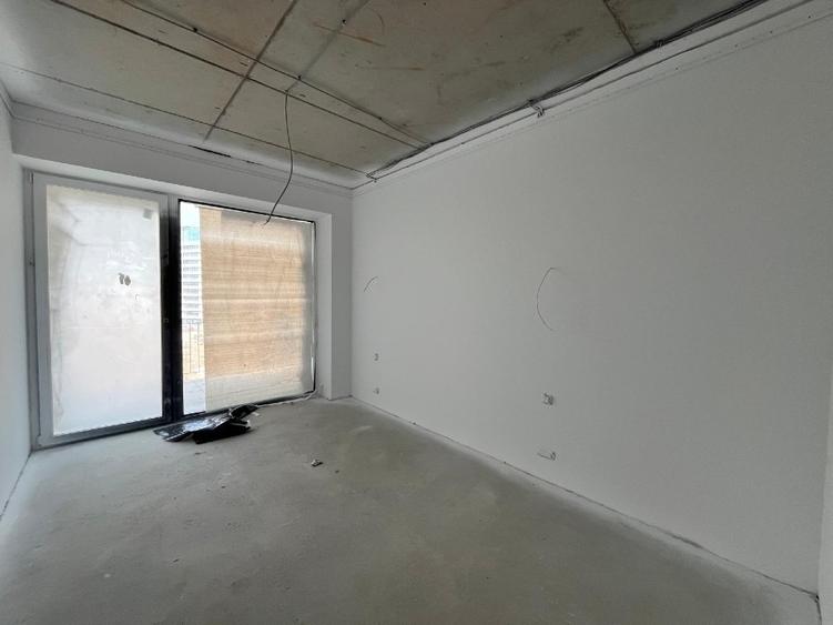 Apartament cu 2 camere semidecomandat în Colentina