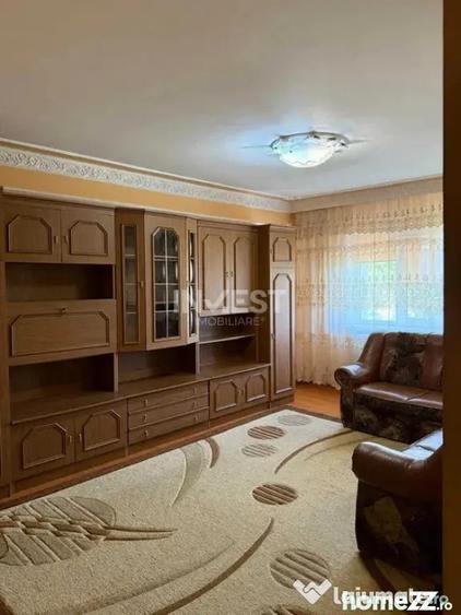 Apartament cu 2 camere decomandat, mobilat în Nicolina