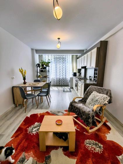 Apartament cu 3 camere decomandat în Burdujeni