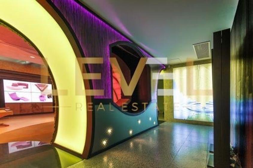 Casă individuală cu 18 camere cu Canalizare în Primăverii