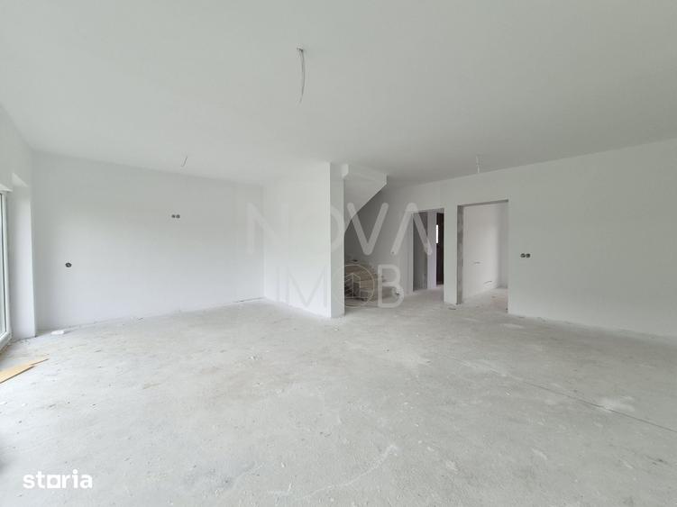 Casă cu 4 camere cu Teren 280 Mp în Rășinari
