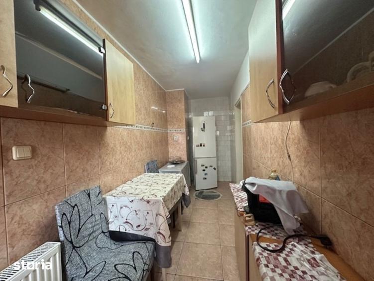 Apartament cu 2 camere decomandat în Colentina