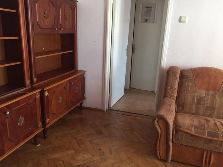 Casă cu 2 camere în Central