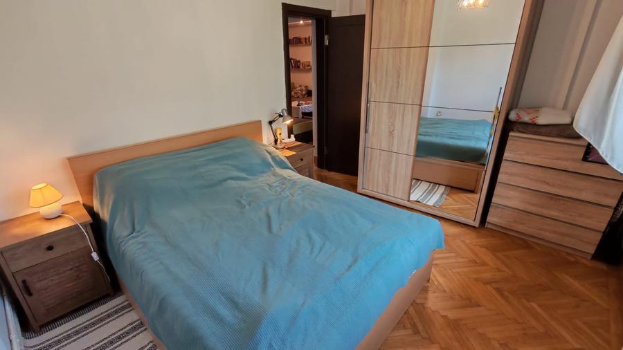 Apartament cu 3 camere semidecomandat, mobilat în Pache Protopopescu