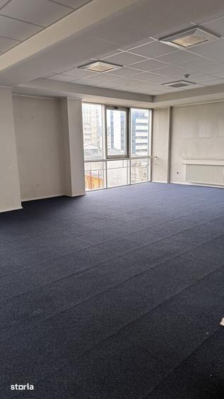 Spațiu comercial, de 1,397 mp, în Central