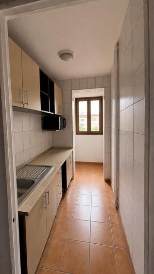 Apartament cu 2 camere semidecomandat în Giurgiului