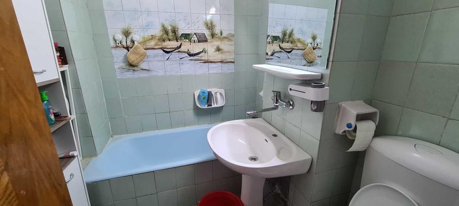 Apartament cu 2 camere decomandat în Nicolae Titulescu