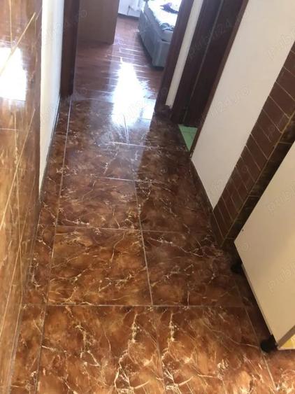 Apartament cu 2 camere semidecomandat în Far