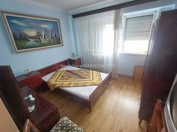 Apartament cu 2 camere decomandat în Central