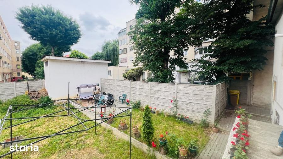 Apartament cu 5 camere în Central