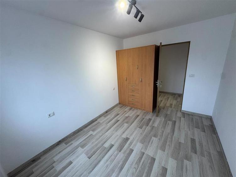 Apartament cu 3 camere decomandat, mobilat în Ultracentral