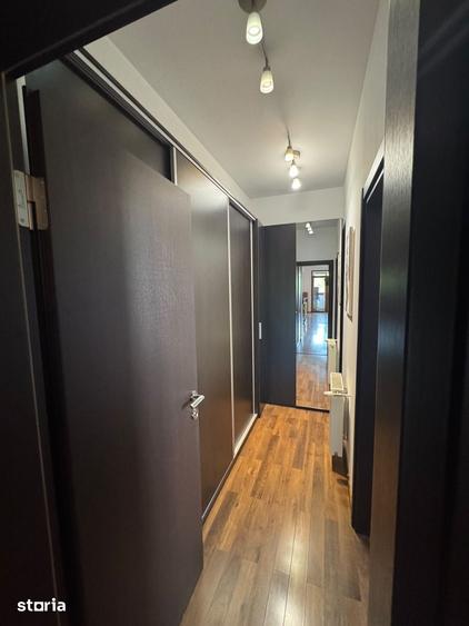 Apartament cu 3 camere, balcon ?i lift - 14