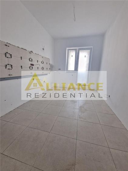 Young Residence 2 cam 60 mp la 10 min metrou - 9