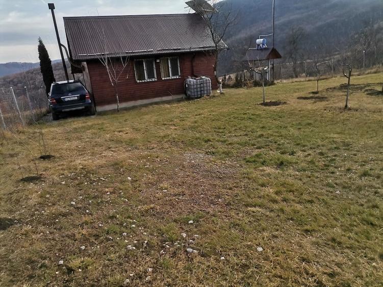 Casă cu Teren 1100 Mp în Central