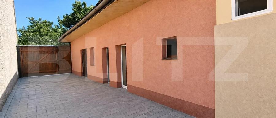 Casă cu 2 camere cu Canalizare în Central