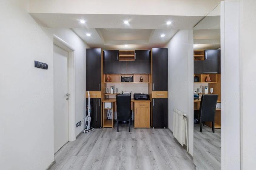 Apartament cu 3 camere decomandat în Prundu
