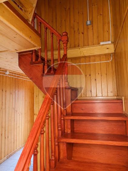 Casă individuală cu 4 camere cu Teren 930 Mp în Valea Ierii