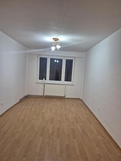 Apartament de vanzare - 11