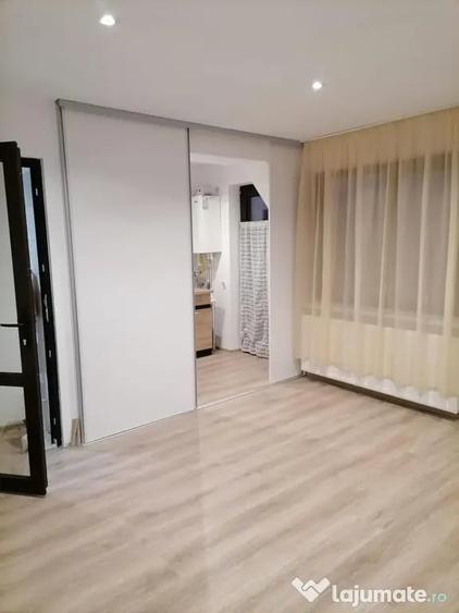 Garsonieră semidecomandată în Central