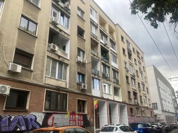 Garsonieră decomandată în Kogălniceanu