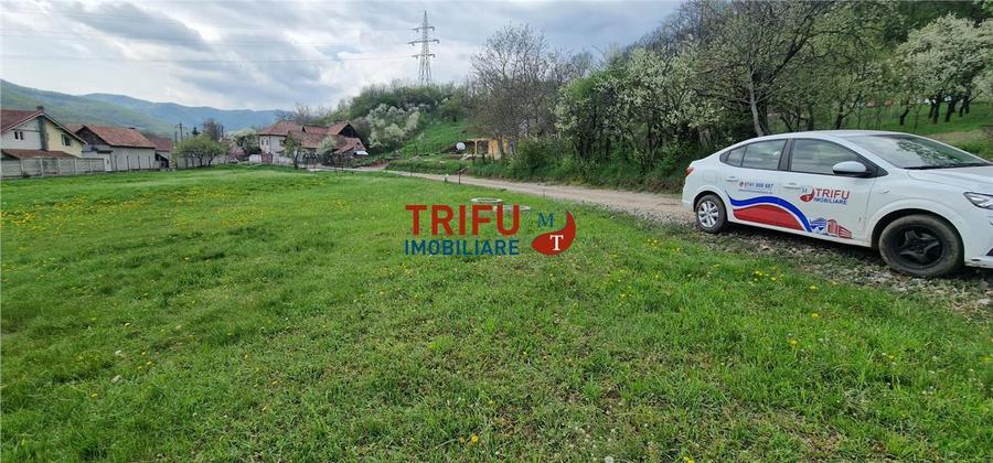 Teren Construcții intravilan de 575 mp, în Ampoița