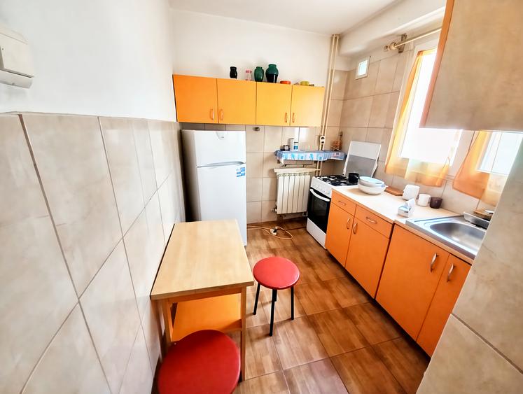 Apartament cu 2 camere decomandat în Progresul