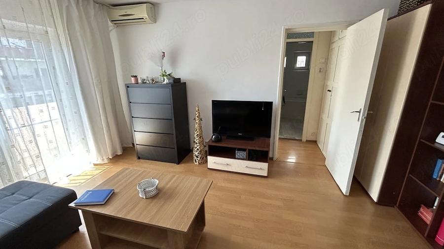 Apartament cu 2 camere semidecomandat în Micălaca
