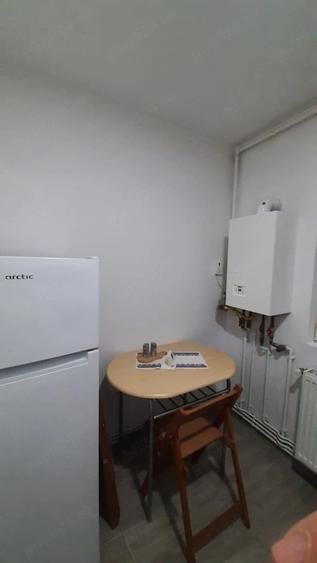 Garsonieră decomandată în Central