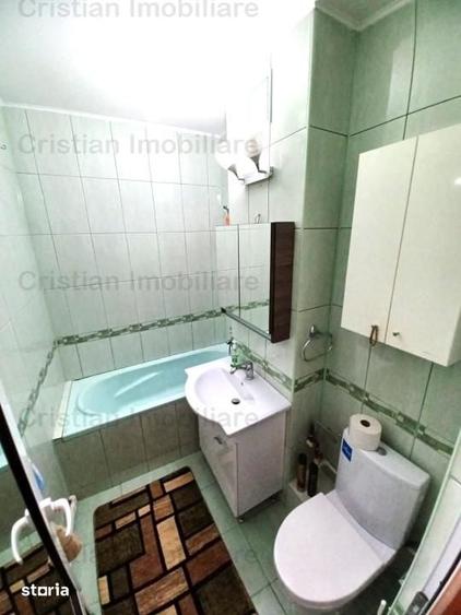 Apartament cu 3 camere decomandat în Brăilița