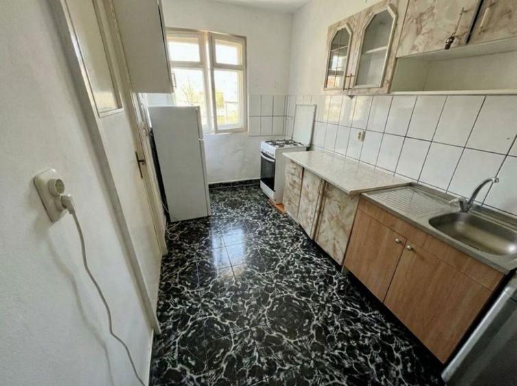 Apartament cu 3 camere decomandat în Unirii