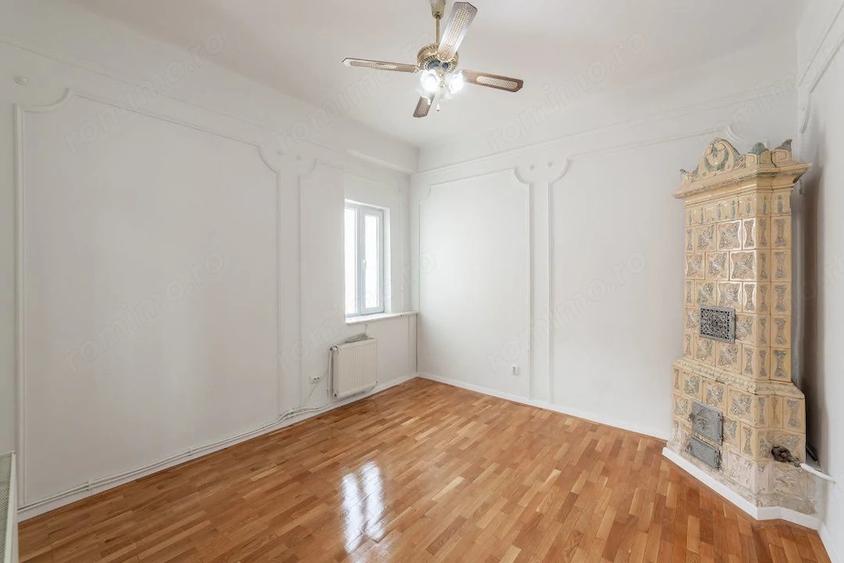 Casă cu 4 camere cu Teren 224 Mp în Ultracentral