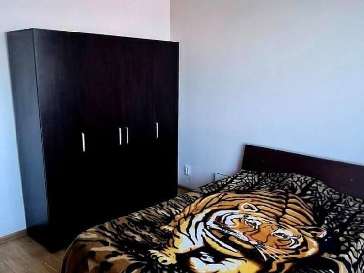 Apartament cu 2 camere decomandat în Eroii Revoluției