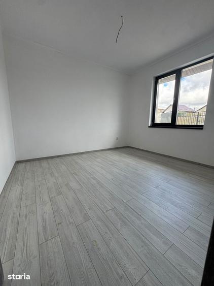 Casă cu 4 camere cu Teren 476 Mp în Cug