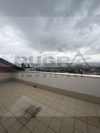 Apartament cu 4 camere semidecomandat, mobilat în Andrei Mureșanu