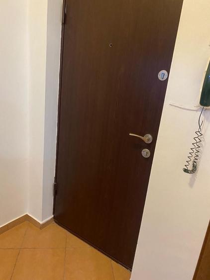 Garsonieră decomandată în Păcii