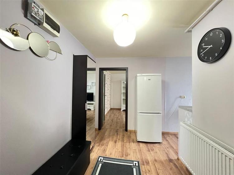 Apartament cu 3 camere decomandat, mobilat în Astra
