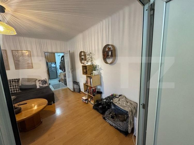 Apartament cu 2 camere semidecomandat, mobilat în Bălcescu