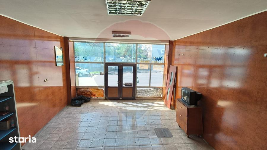 Casa cu 3 camere de vanzare in zona Pia?a Centrala - 7