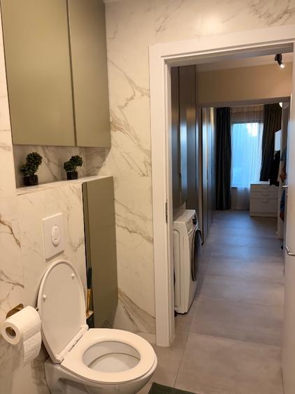 Apartament cu 4 camere decomandat, mobilat în Brâncoveanu
