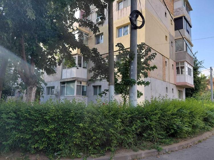Apartament 3 camere decomandat - 8