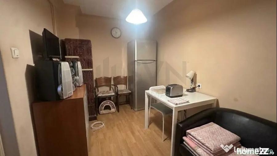 Casă cu 5 camere cu Teren 390 Mp în Bucureștii Noi