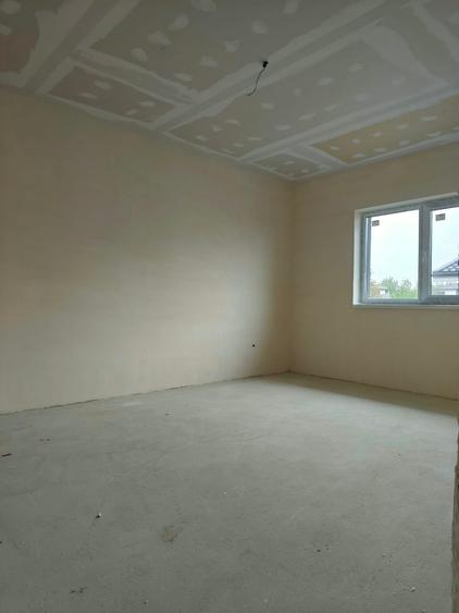 Casă individuală cu 3 camere cu Teren 340 Mp în Joița
