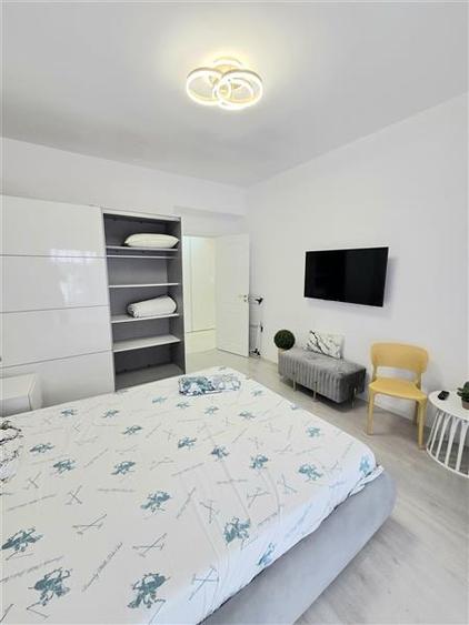 Apartament cu 2 camere decomandat, mobilat în Ultracentral