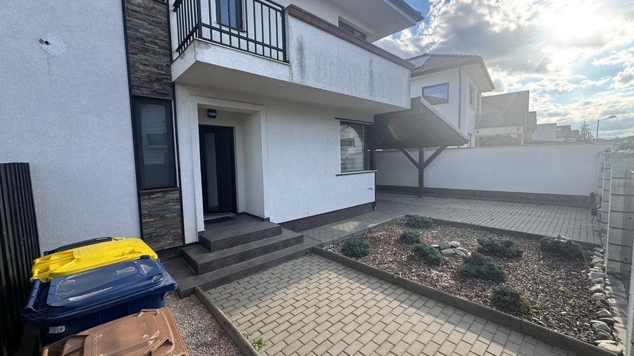 Duplex cu 4 camere cu Canalizare în Arhitecților - Calea Cisnădiei